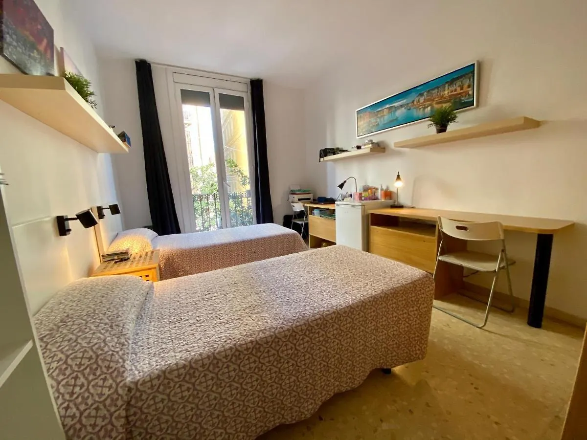 Barcelona Housing Recommend For Students Apartment